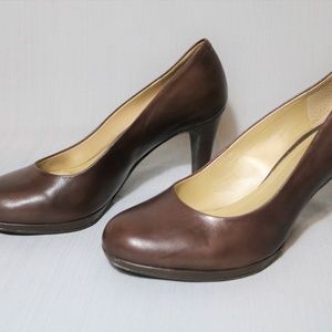 Alex Marie Size 8 Brown Leather Heels Pumps